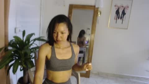 Stella Mcqueen online show from 05/09/26, 03:39