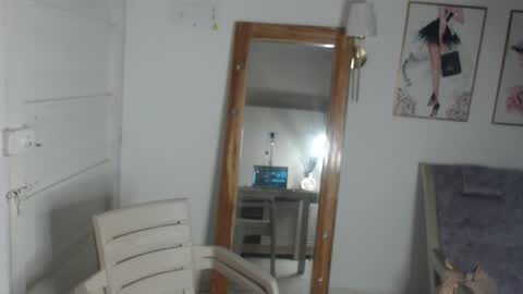 Stella Mcqueen online show from 05/31/26, 11:50