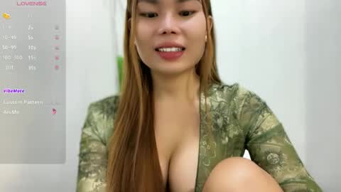 Snapshot of natzumiee_ chatting on 03/16/26, 07:29 Shuvee Keiko Half Japanese Half Pinay online show from 03/16/26, 07:29