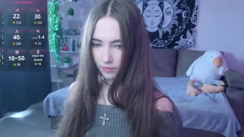 Nikki online show from 09/23/25, 04:48