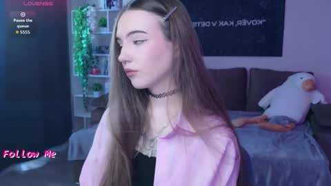 Nikki online show from 10/01/25, 04:07