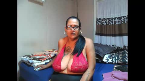 Snapshot of naughtinatz chatting on 04/10/26, 11:15 Naughtinatz online show from 04/10/26, 11:15