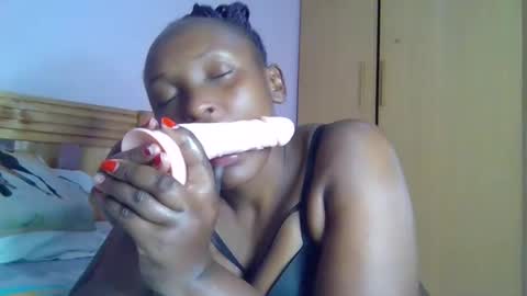 naughtnightnurse1 online show from 10/10/25, 07:07