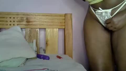 naughtnightnurse1 online show from 10/18/25, 05:21