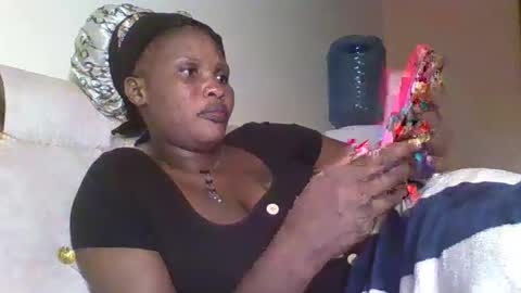 Snapshot of naughty8779 chatting on 12/21/25, 07:21 naughty8779 online show from 12/21/25, 07:21
