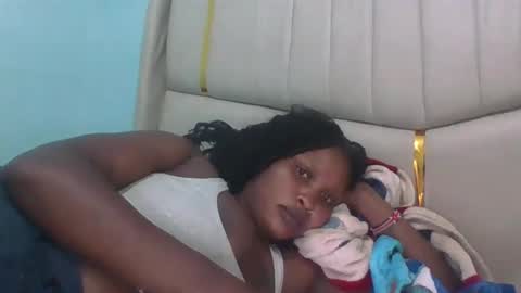 Snapshot of naughty8779 chatting on 01/12/26, 01:38 naughty8779 online show from 01/12/26, 01:38
