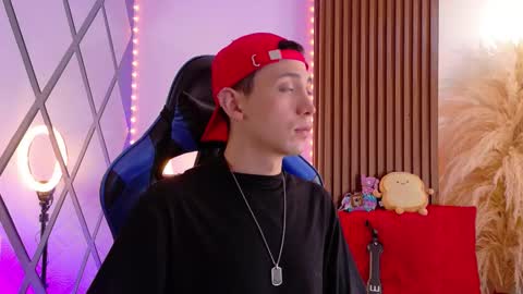 Christopher  Chris online show from 09/22/25, 11:45