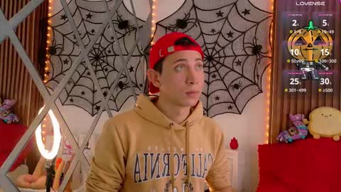 Christopher  Chris online show from 10/03/25, 01:08