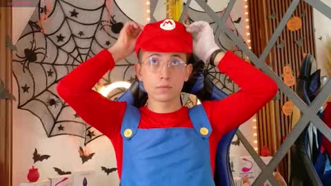 Christopher  Chris online show from 10/25/25, 12:56