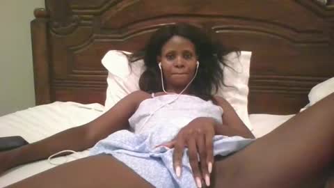 alisha online show from 10/19/25, 06:08