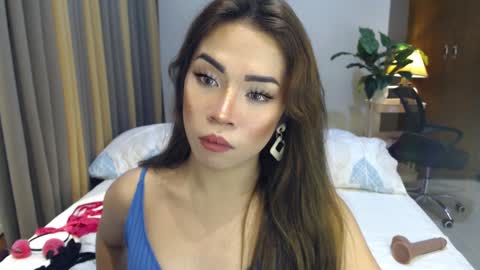 Queen Jess online show from 12/23/24, 06:05