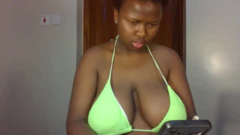 naughty_jazmine online show from 09/29/25, 04:28