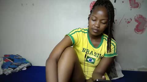 Snapshot of naughty_keesha1 chatting on 10/13/25, 08:03 naughty_keesha1 online show from 10/13/25, 08:03