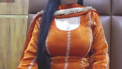 riya online show from 07/10/26, 05:59
