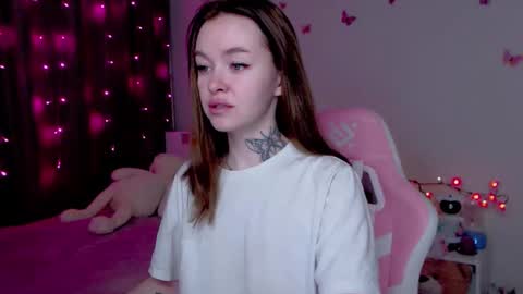 Snapshot of naughty_mablee chatting on 10/30/25, 12:23 Mable online show from 10/30/25, 12:23