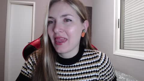 Ann online show from 01/03/25, 02:54