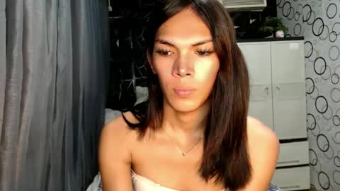 Ariela online show from 05/27/26, 01:57