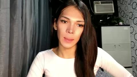 Ariela online show from 06/04/26, 07:14