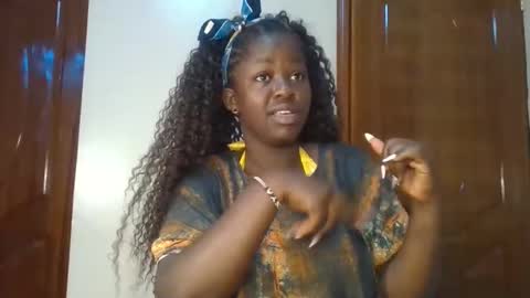 Lydiah online show from 09/14/25, 01:43