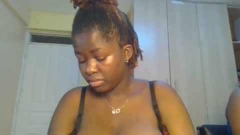Lydiah online show from 10/26/25, 05:13