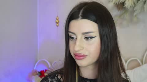 Snapshot of naughtyalicee chatting on 04/17/26, 05:54 naughtyalicee online show from 04/17/26, 05:54