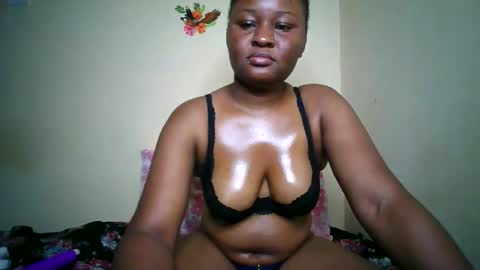 Snapshot of naughtybrownny chatting on 06/02/26, 09:39 MUMU online show from 06/02/26, 09:39
