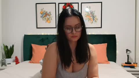 NaughtyBrunetteXXX online show from 12/02/24, 05:15
