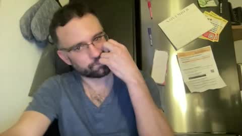 Snapshot of naughtycanadian69 chatting on 11/25/25, 04:34 naughtycanadian69 online show from 11/25/25, 04:34