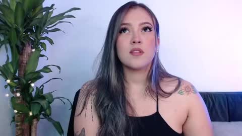 Snapshot of naughtycurvybbx chatting on 12/30/24, 06:42 LANAindependent model online show from 12/30/24, 06:42