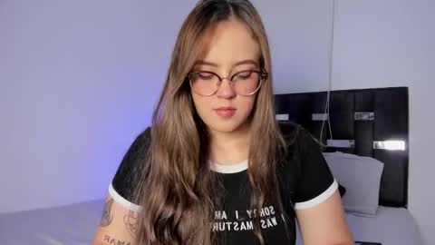 Snapshot of naughtycurvybbx chatting on 10/07/25, 04:53 LANAindependent model online show from 10/07/25, 04:53