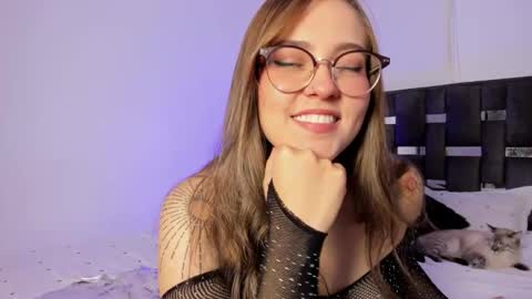 Snapshot of naughtycurvybbx chatting on 11/20/25, 02:12 LANAindependent model online show from 11/20/25, 02:12
