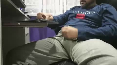 Snapshot of naughtydesicock chatting on 12/17/24, 11:27 sakhtlaundaz online show from 12/17/24, 11:27