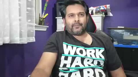 Snapshot of naughtydesicock chatting on 01/02/25, 01:17 sakhtlaundaz online show from 01/02/25, 01:17