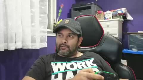 Snapshot of naughtydesicock chatting on 01/05/25, 10:50 sakhtlaundaz online show from 01/05/25, 10:50