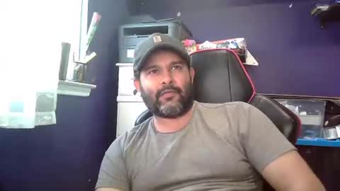 Snapshot of naughtydesicock chatting on 01/18/25, 09:45 sakhtlaundaz online show from 01/18/25, 09:45