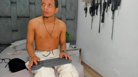 Snapshot of naughtyfusion_os chatting on 03/28/26, 01:00 naughtyfusion_os online show from 03/28/26, 01:00