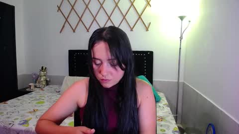Valeria  online show from 10/15/25, 08:31