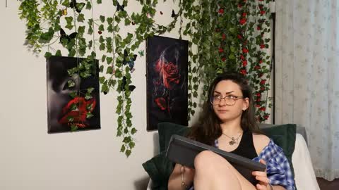 Snapshot of naughtyhomemade17 chatting on 10/21/25, 12:06 Mya Alexya online show from 10/21/25, 12:06