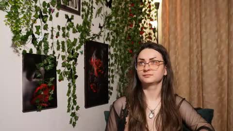 Snapshot of naughtyhomemade17 chatting on 10/26/25, 08:26 Mya Alexya online show from 10/26/25, 08:26