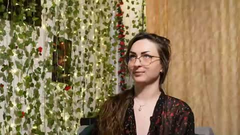 Snapshot of naughtyhomemade17 chatting on 06/14/26, 09:11 Mya Alexya online show from 06/14/26, 09:11