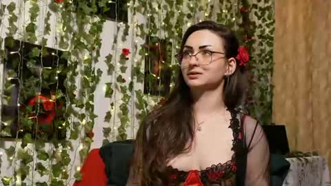 Snapshot of naughtyhomemade17 chatting on 07/12/26, 11:12 Mya Alexya online show from 07/12/26, 11:12