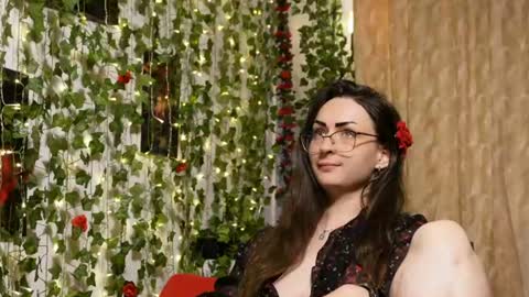 Snapshot of naughtyhomemade17 chatting on 07/16/26, 12:11 Mya Alexya online show from 07/16/26, 12:11