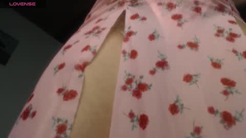 Snapshot of naughtyhotsquirt chatting on 10/17/25, 03:47 Kimberly online show from 10/17/25, 03:47