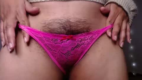 Snapshot of naughtyhotsquirt chatting on 11/09/25, 10:52 Kimberly online show from 11/09/25, 10:52