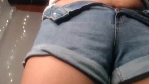 Snapshot of naughtyhotsquirt chatting on 12/02/25, 02:23 Kimberly online show from 12/02/25, 02:23