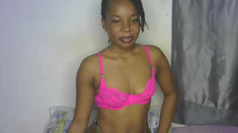 naughtyie online show from 12/19/25, 03:24
