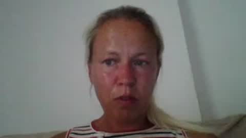 naughtyjennyblondeuk online show from 06/22/26, 07:00