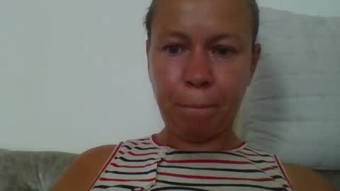 naughtyjennyblondeuk online show from 07/09/26, 02:32