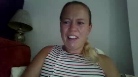 naughtyjennyblondeuk online show from 07/19/26, 12:42