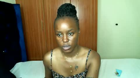naughtyliz254 online show from 09/10/25, 09:26